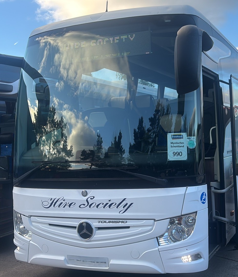 55 Seater Mercedes Bez Tourismo Hire Society Coach